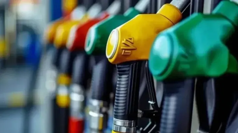 Motorine zam geldi! Akaryakıt fiyatlarında tabela değişti