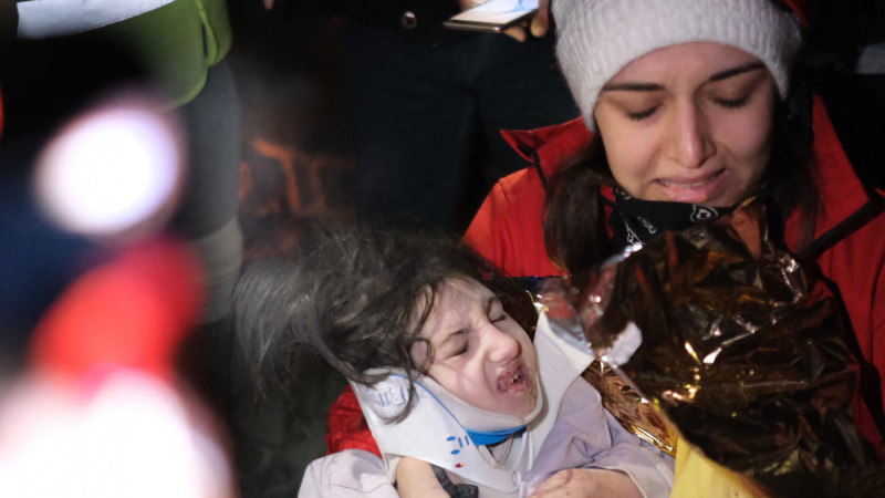 72 saat sonra babayla kızını sağ buldular