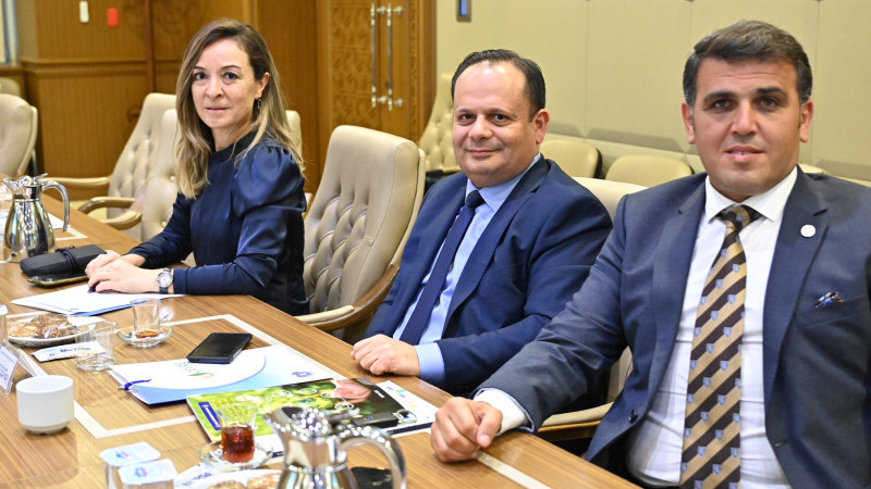 Fikirler yarışıyor, Bursa kazanıyor
