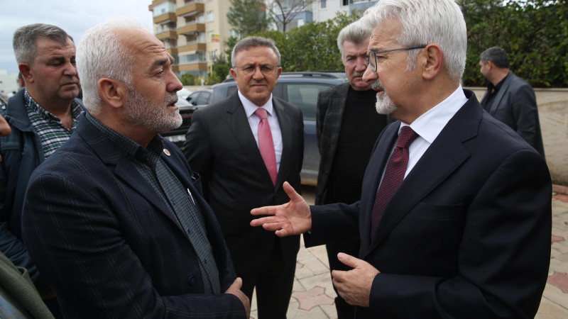 Başkan Erdem kaçak yapıyla mücadele için muhtarlardan destek istedi 