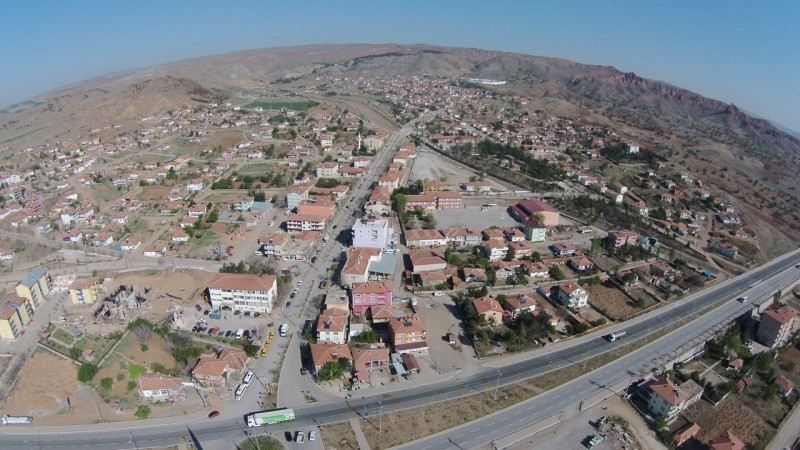 Fahiş kiralardan kurtulup, bu ilçeye yerleştiler