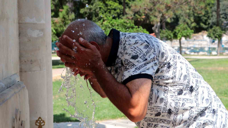 Termometre 49 dereceyi gösterdi