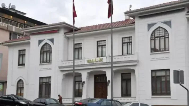 Bursa’da 5 ilçenin kaymakamı ve 2 vali yardımcısı değişti