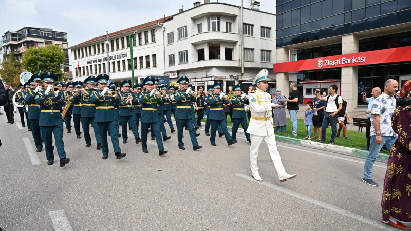 Bu festival hem çok sesli hem çok renkli