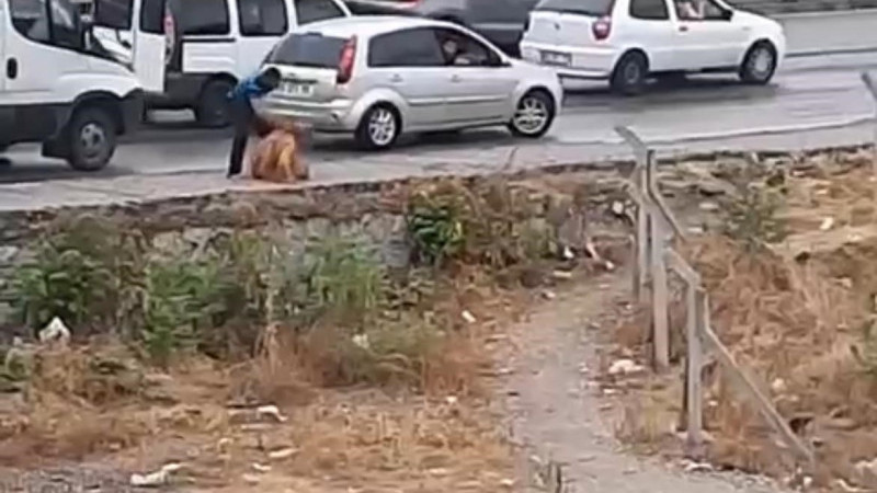 Tartıştığı kadını kemerle darp etti!