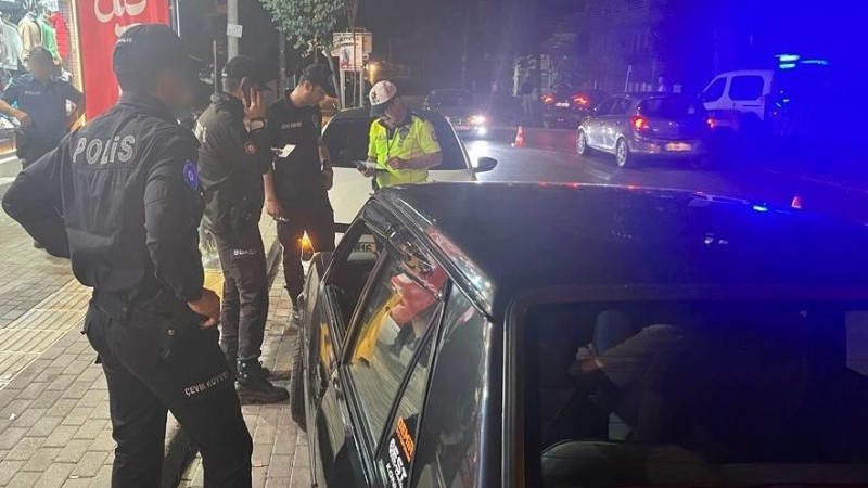 Bursa’da polis ekipleri ‘Huzur’ uygulaması yaptı