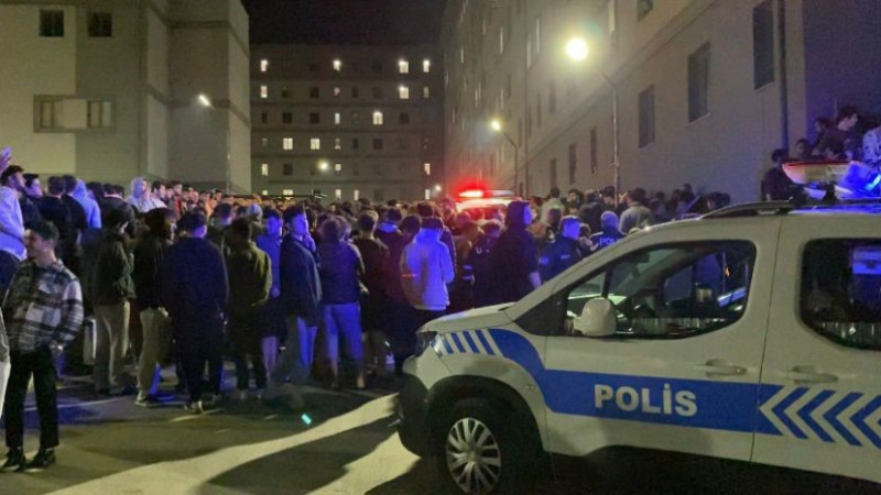 Bursa'da öğrencilerin yemek eylemi
