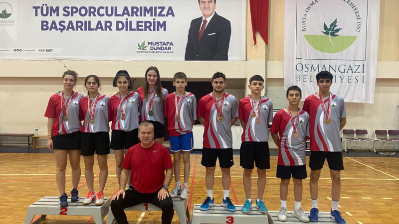 Osmangazi Belediyespor başarıya doymuyor