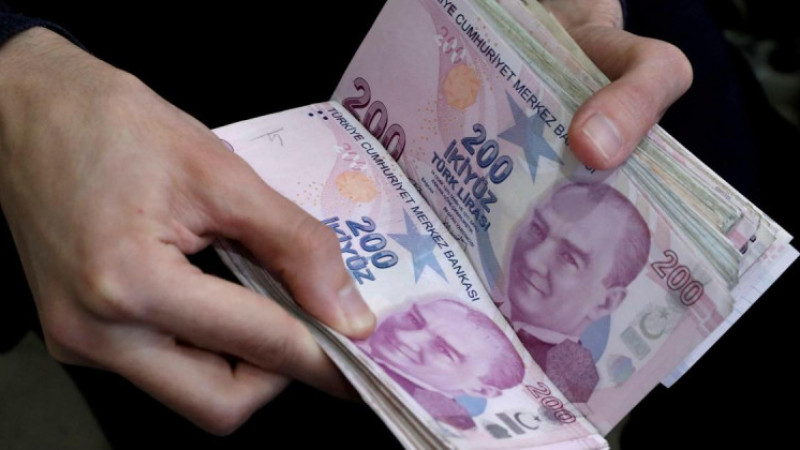 Emekliye verilecek 5 bin lira ikramiye içeren teklif TBMM’de