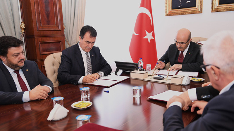 Osmangazi Belediyesi en değerli arsalarını eğitime bağışladı