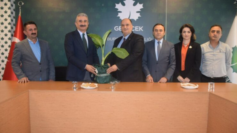 CHP Bursa İl Başkanı Yeşiltaş’tan Gelecek Partisi’ne ziyaret!