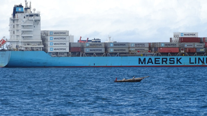 Babülmendep Boğazı’nda Maersk’e ait gemilere füze saldırısı