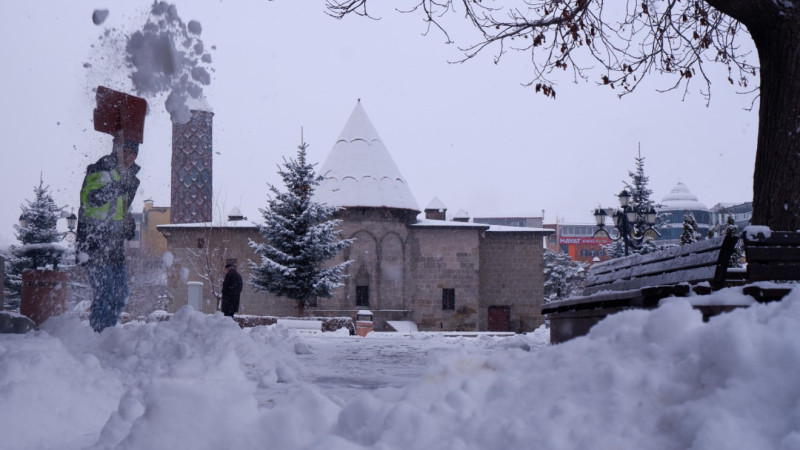 Erzurum beyaza büründü