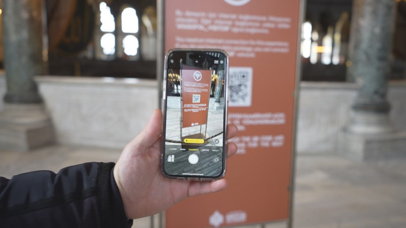 Ayasofya Camii’ndeki Osmanlı eserleri QR kodla anlatılacak