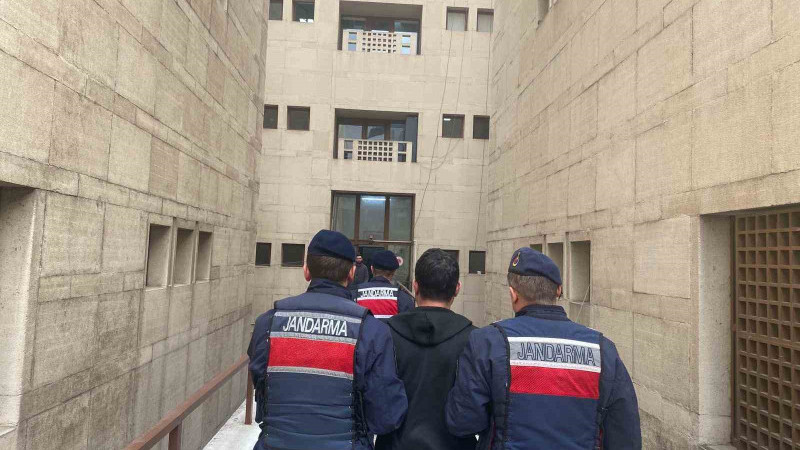 Bursa’da 52 suçtan aranan şahıs yakalandı