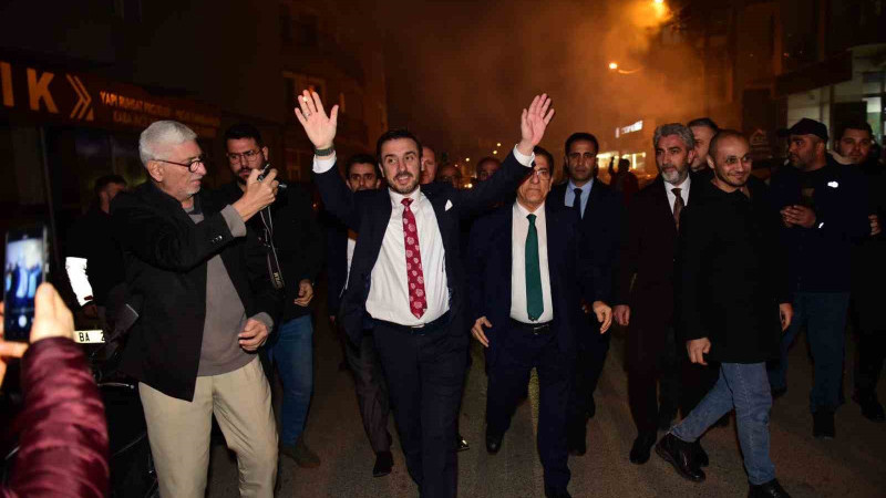 Yeniden Refah Partisi Kestel Belediye Başkan Adayı Önder Tanır’a coşkulu karşılama