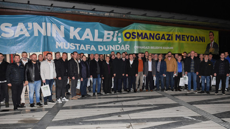 Başkan Dündar taksicilerle iftarda buluştu