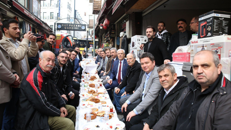 Bozbey: “Bıçakçılar Çarşısı’nı esnafımızla değiştireceğiz”