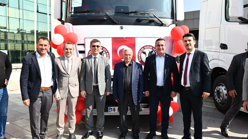 Mustafakemalpaşa'ya kazandırılan hibe araçlar teslim alındı