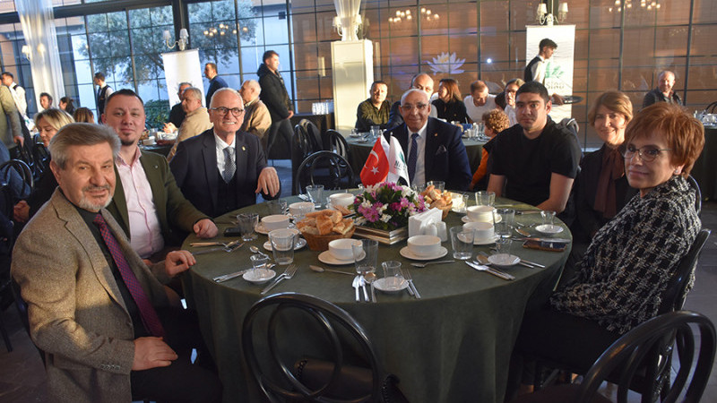 NOSAB ve NİLSİAD ailesi iftarda buluştu
