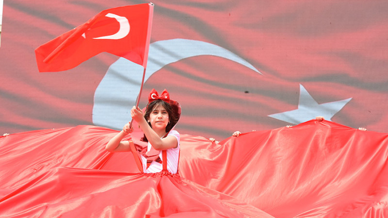 23 Nisan'da çocuklar bayram etti