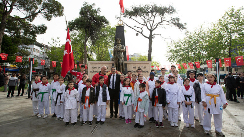 Gemlik’te 23 Nisan coşkusu