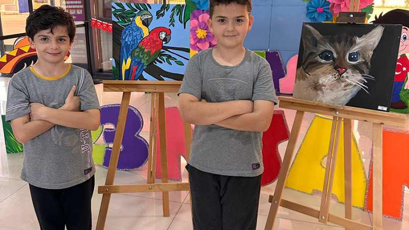 Yetenekli ikizlerden ilk resim sergisi    