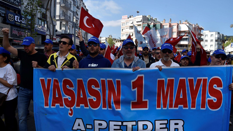 Aliağa'da 1 Mayıs coşkusu