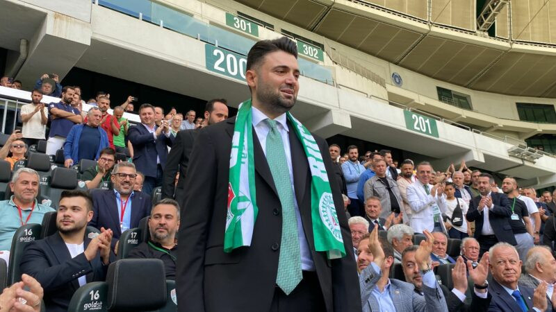 Bursaspor’da Enes Çelik dönemi resmen başladı!