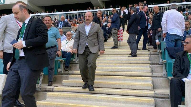 Mustafa Varank’tan Bursa iş dünyasına: Bursaspor’a destek verin!