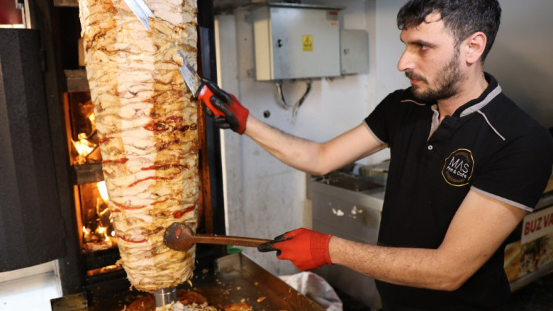 İşçiler 1 Mayıs’ta da çalışıyor