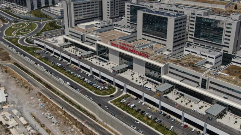 İzmir Şehir Hastanesi, 8 ayda 2 milyondan fazla hastaya hizmet verdi