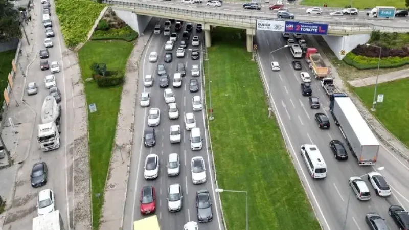 İşte Bursa trafiğinin yoğunluk nedeni! Başkan açıkladı...