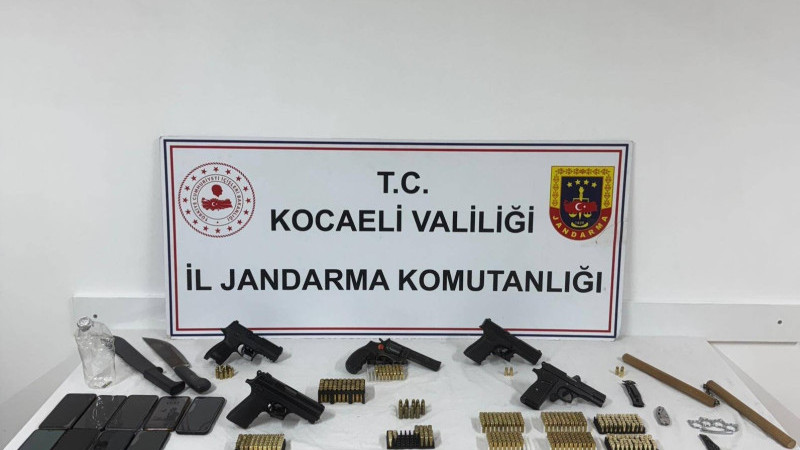 Bursa dahil 3 ilde kaçak silah operasyonu