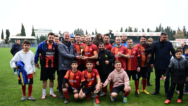 Bursa'da Köyler Arası Futbol Turnuvası'nda şampiyon belli oldu!