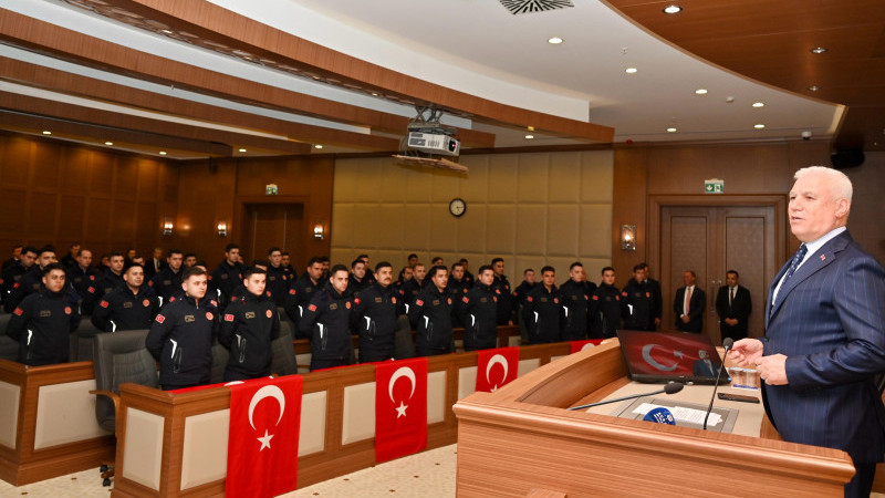 Bursa Büyükşehir'de memurların yemin heyecanı