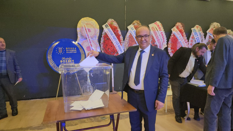 Mustafakemalpaşa'da yeni başkan Akar oldu!