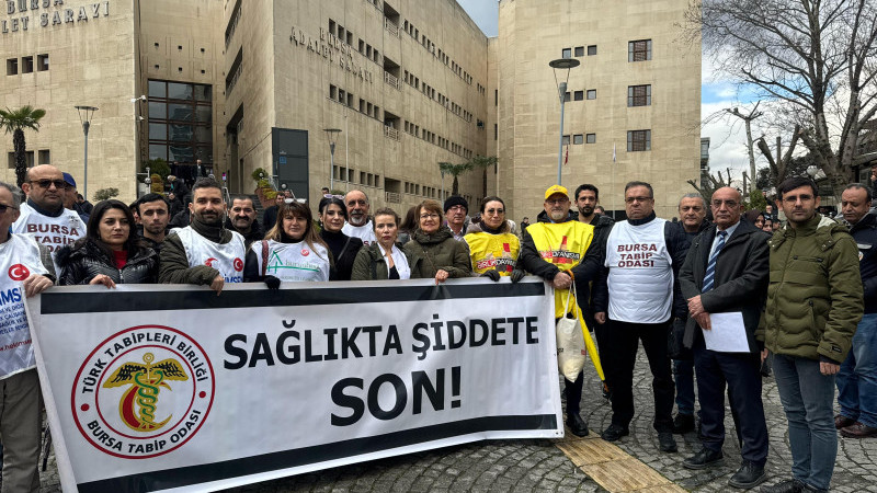 Bursa’da sağlıkçılardan AK Parti Milletvekili'ne suç duyurusu!