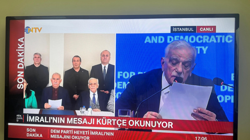 Öcalan'ın tarihi çağrısı okundu! Kürtçe detayı dikkat çekti