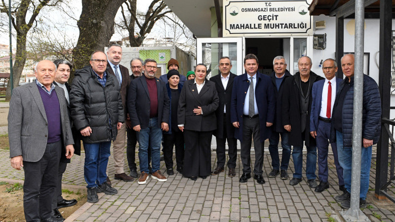 Başkan Aydın ilçeyi mahalle mahalle geziyor
