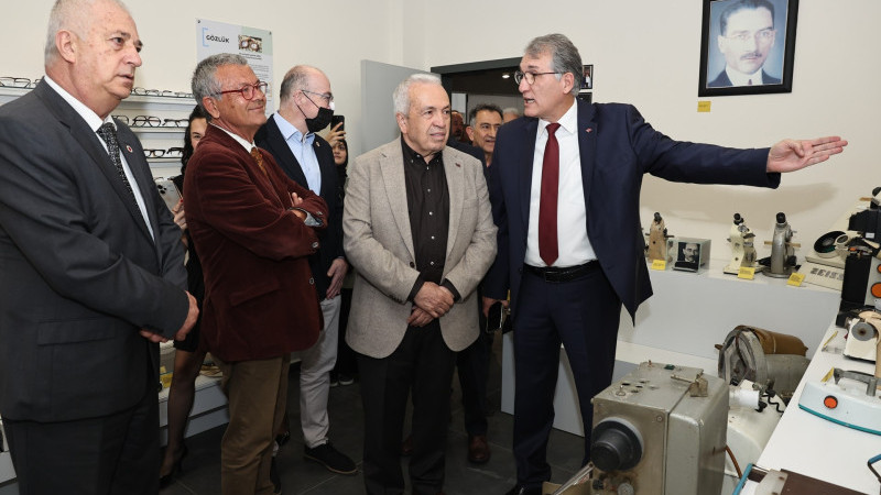 Sağlık müzesinde göz ve optik bölümü açıldı