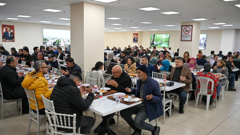 Ramazan ayı iftar programları başladı