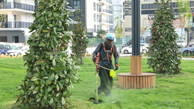 Nilüfer’in parklarında bahar temizliği