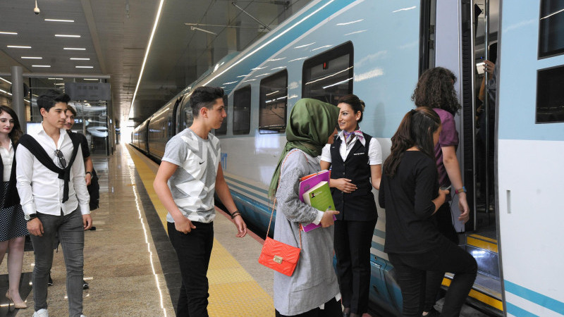 Bayramda kent içi raylı sistem ve trenler ne kadar yolcu taşıdı?