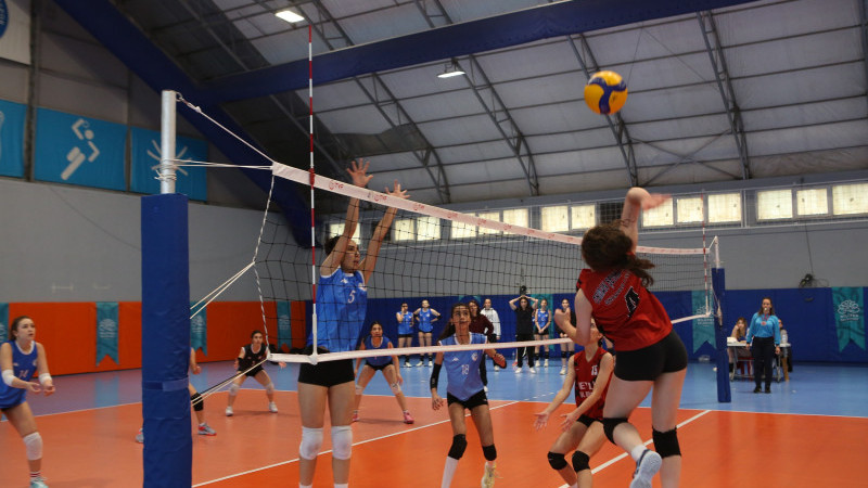 Nilüfer 23. Uluslararası Spor Şenlikleri’nde heyecan tüm hızıyla sürüyor