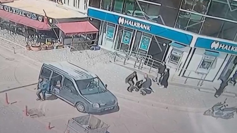Bursa'da güpegündüz dehşet anları! Film sahnesi değil gerçek...