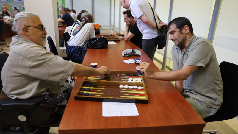 Bursa'da zarlar eşitlik için atıldı