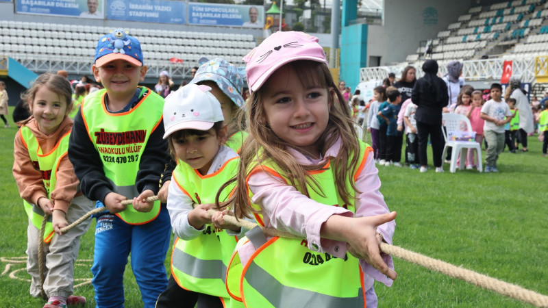 Nilüfer’de miniklerden tatlı mücadele