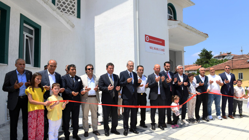 Osmangazi Belediyesi’nden Seçköy Mahallesi Camii'ne hizmet eli 