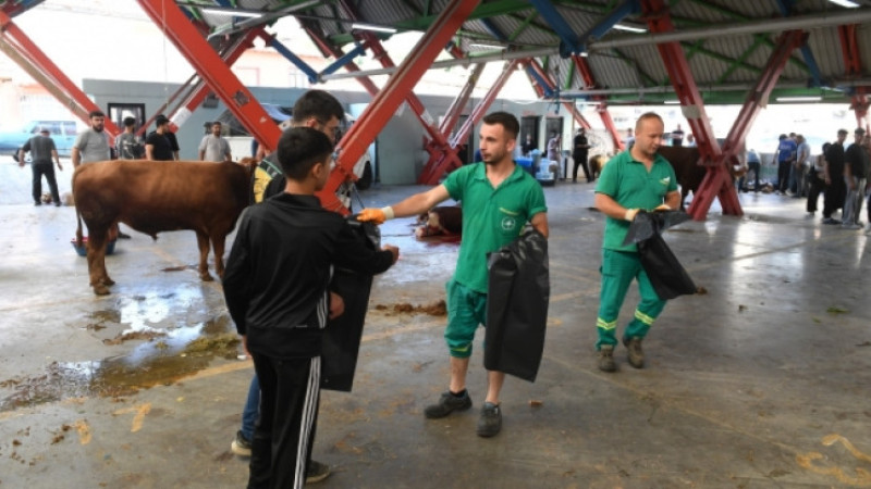 Osmangazililer kurban ibadetlerini hijyenik ortamlarda yerine getirdi 
